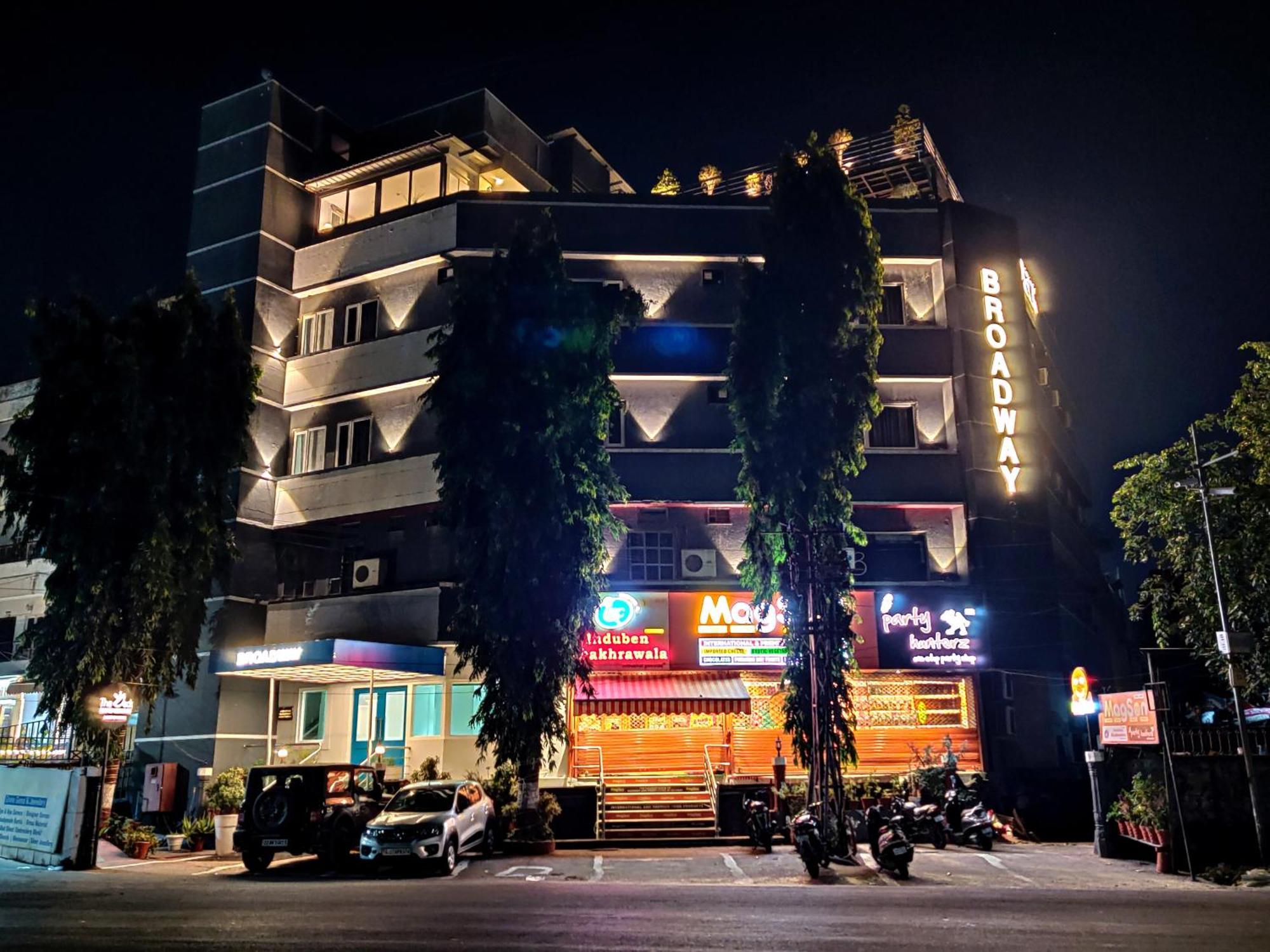 Hotel Broadway Udaipur Exterior foto